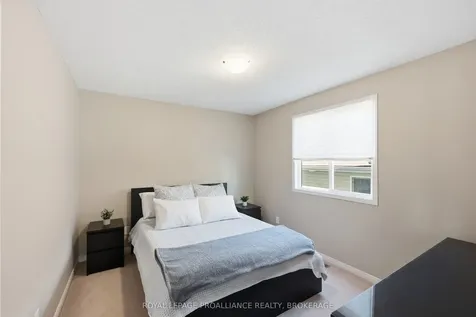 1380 Fisher Crescent Kingston ON K7M 8T2