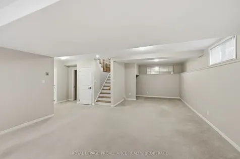 1380 Fisher Crescent Kingston ON K7M 8T2