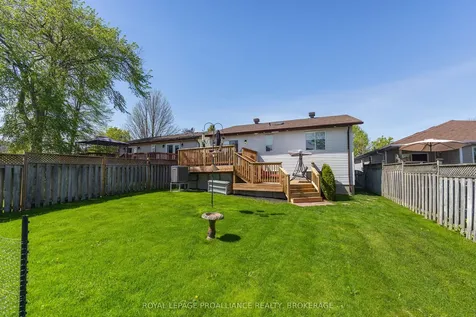 1380 Fisher Crescent Kingston ON K7M 8T2