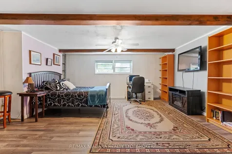 44 Chantler Road Welland ON L3C 4M5