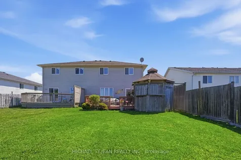 16 Woodland Drive Welland ON L3C 7C9