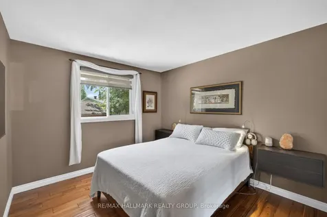120 Abbeyhill Drive Kanata ON K2L 1H2