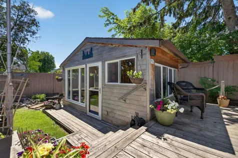 120 Abbeyhill Drive Kanata ON K2L 1H2