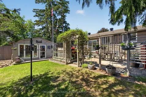 120 Abbeyhill Drive Kanata ON K2L 1H2