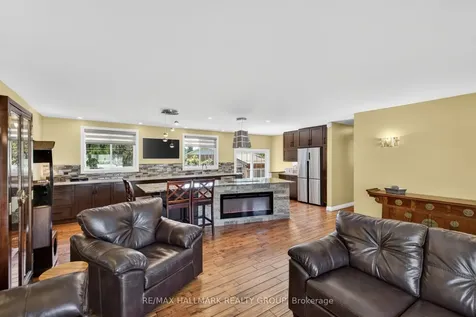 120 Abbeyhill Drive Kanata ON K2L 1H2