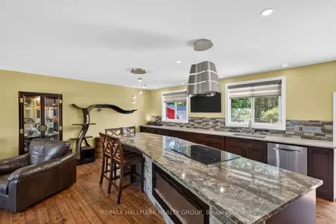 120 Abbeyhill Drive Kanata ON K2L 1H2