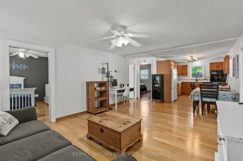 25 Mildred Avenue St. Catharines ON L2R 6J2