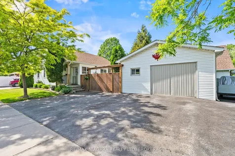 25 Mildred Avenue St. Catharines ON L2R 6J2