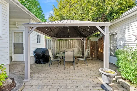 25 Mildred Avenue St. Catharines ON L2R 6J2