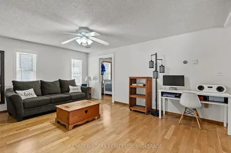 25 Mildred Avenue St. Catharines ON L2R 6J2