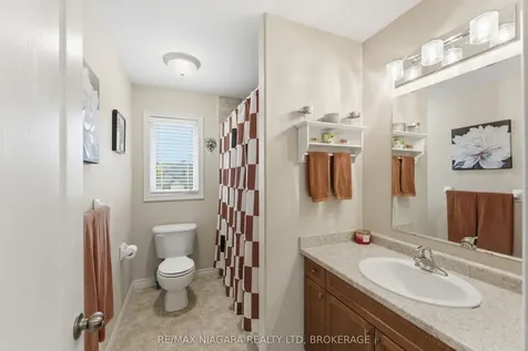 4099 Highland Park Drive Lincoln ON L3J 0L7