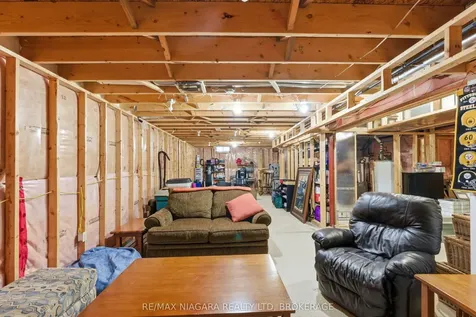 4099 Highland Park Drive Lincoln ON L3J 0L7