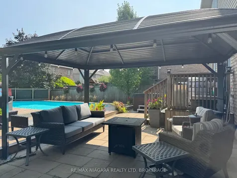 4099 Highland Park Drive Lincoln ON L3J 0L7