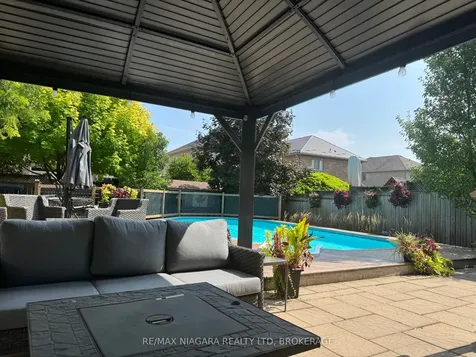 4099 Highland Park Drive Lincoln ON L3J 0L7