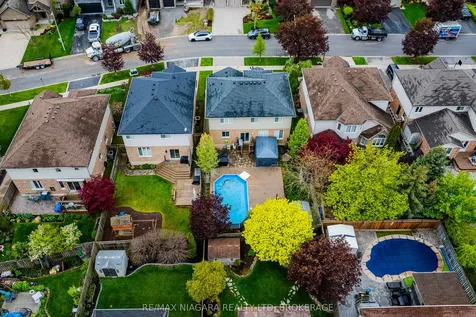 4099 Highland Park Drive Lincoln ON L3J 0L7