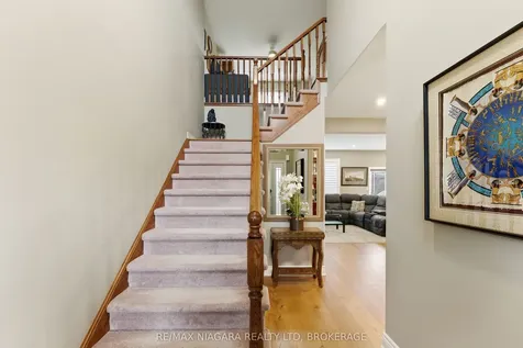 4099 Highland Park Drive Lincoln ON L3J 0L7