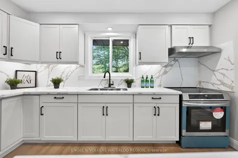 627 Glen Forrest Boulevard Waterloo ON N2L 4K1