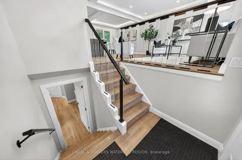 627 Glen Forrest Boulevard Waterloo ON N2L 4K1