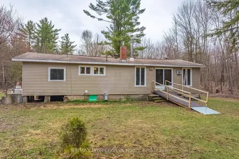 1056 Kirk Line W Bracebridge ON P1L 1W9