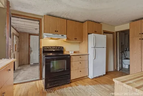 1056 Kirk Line W Bracebridge ON P1L 1W9