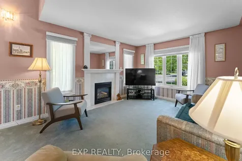 3 Madison Court E Welland ON L3C 7G3