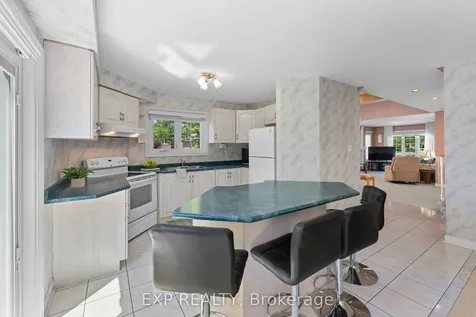 3 Madison Court E Welland ON L3C 7G3