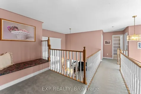 3 Madison Court E Welland ON L3C 7G3