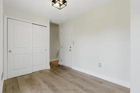 201 Westbank Trail Hamilton ON L8J 0H4