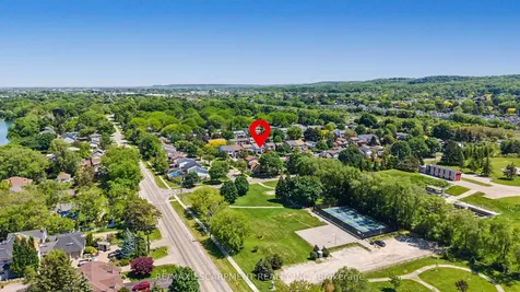 7 Rembrandt Drive Grimsby ON L3M 4Z6