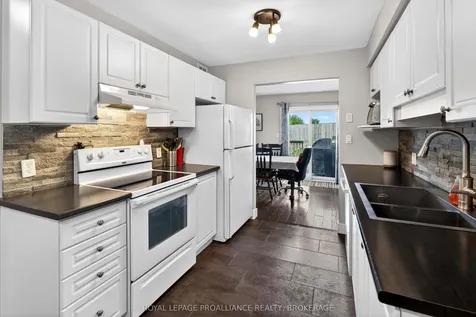 960 Swanfield Street Kingston ON K7M 0A5