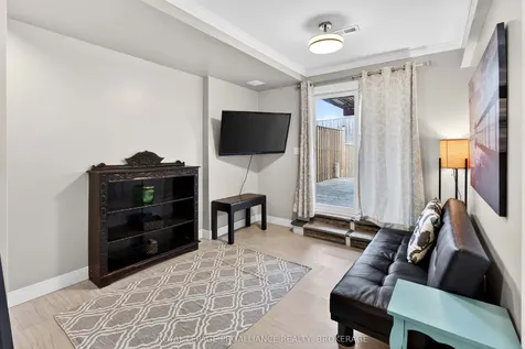 960 Swanfield Street Kingston ON K7M 0A5