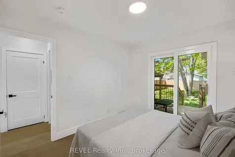 5261 Buchanan Avenue Niagara Falls ON L2E 5A7