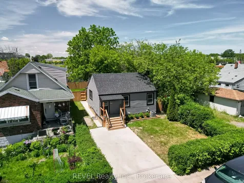 5261 Buchanan Avenue Niagara Falls ON L2E 5A7
