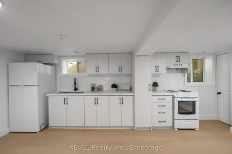 5261 Buchanan Avenue Niagara Falls ON L2E 5A7