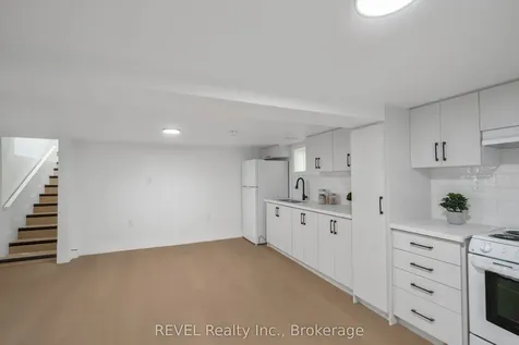 5261 Buchanan Avenue Niagara Falls ON L2E 5A7