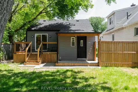 5261 Buchanan Avenue Niagara Falls ON L2E 5A7