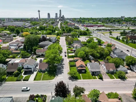 5261 Buchanan Avenue Niagara Falls ON L2E 5A7