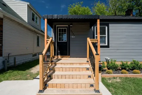 5261 Buchanan Avenue Niagara Falls ON L2E 5A7