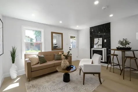 5261 Buchanan Avenue Niagara Falls ON L2E 5A7