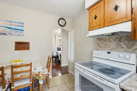 133 Beland Avenue S Hamilton ON L8K 3T5