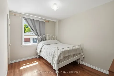133 Beland Avenue S Hamilton ON L8K 3T5