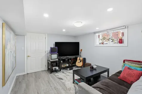 133 Beland Avenue S Hamilton ON L8K 3T5