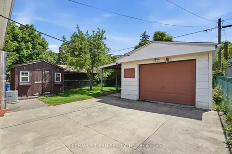 133 Beland Avenue S Hamilton ON L8K 3T5