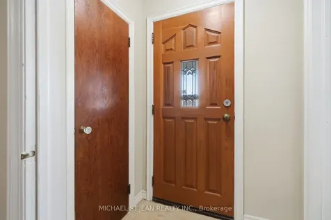 133 Beland Avenue S Hamilton ON L8K 3T5