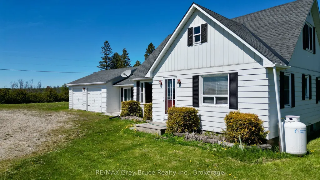 114 Lindsay Road 5 N/a Northern Bruce Peninsula ON N0H 1W0