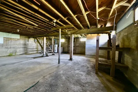 114 Lindsay Road 5 N/a Northern Bruce Peninsula ON N0H 1W0