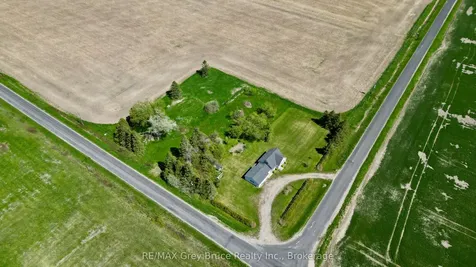 114 Lindsay Road 5 N/a Northern Bruce Peninsula ON N0H 1W0