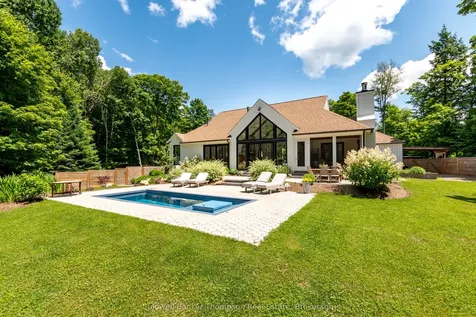 350 Skyhills Road Huntsville ON P1H 2N5