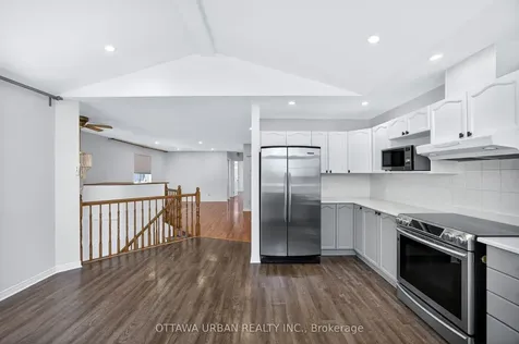 127 Castle Glen Crescent Kanata ON K2L 4G9