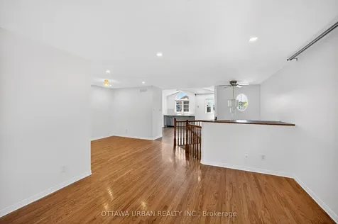 127 Castle Glen Crescent Kanata ON K2L 4G9